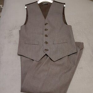 Lil Boys Van Heusen 2 pc Vest Suit Size 8